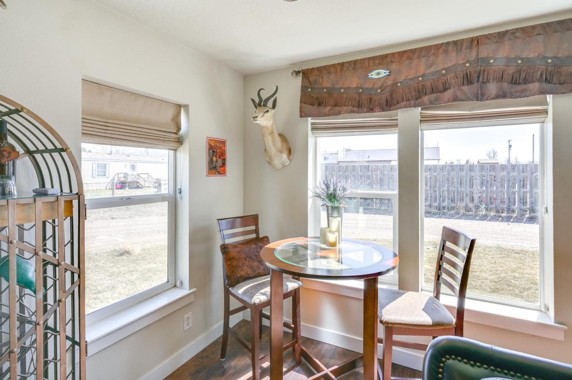 Ennis Vacation Rental With Balcony Walk To Downtown Εξωτερικό φωτογραφία